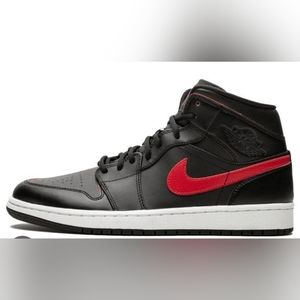 Jordan 1 Retro High Black Team Red 2016 Mens 10.5 554724-009
